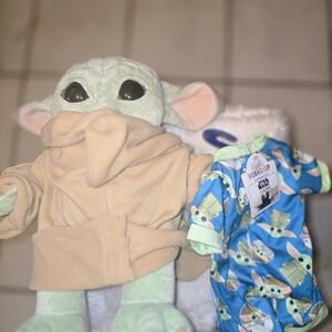 Build A Bear Star Wars Baby Yoda Plush with Outfit